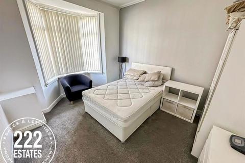 1 bedroom house of multiple occupation for sale, Church Street, Widnes, Cheshire, WA8 0QU