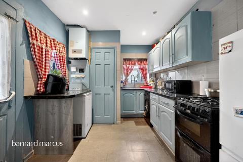 undefined, Aurelia Road, Croydon
