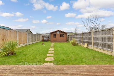 3 bedroom semi-detached bungalow for sale, Ashway, Stanford-Le-Hope SS17
