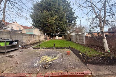 undefined, Dunstable Road, Luton LU4