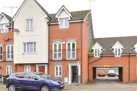 undefined, Covesfield, Gravesend, Kent