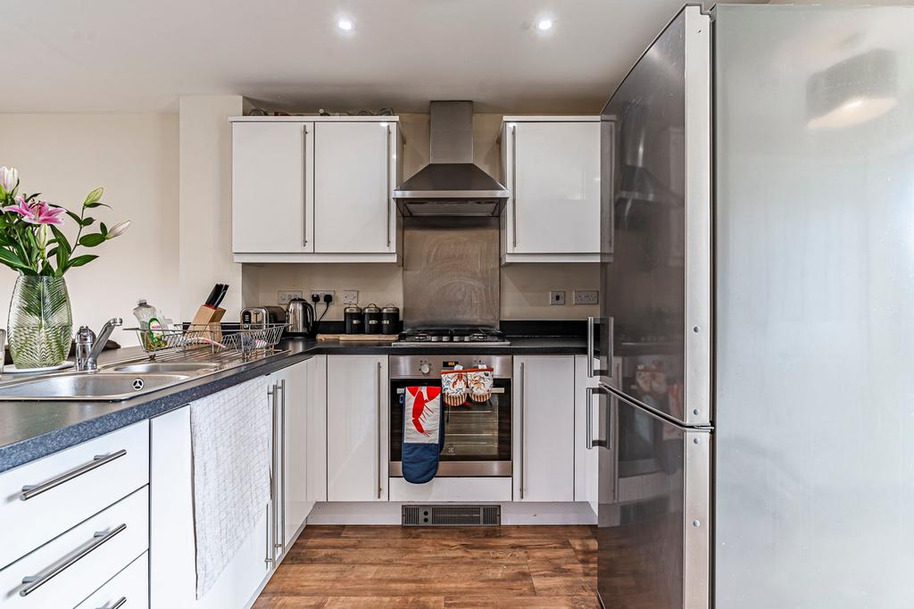 Kitchen / Lounge