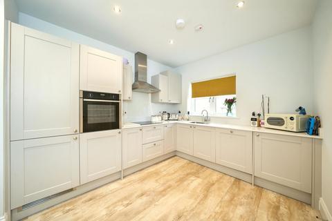 3 bedroom semi-detached house for sale, Cartwright Road, Wolverhampton WV7