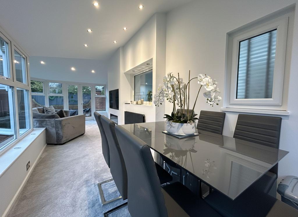 Lounge/Diner