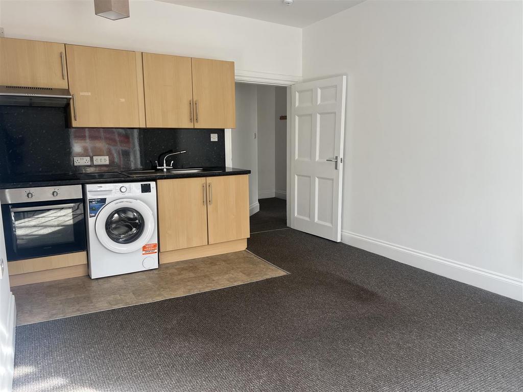 Kitchen/living room