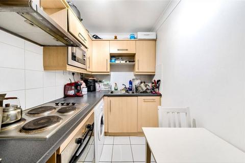 1 bedroom flat to rent, Grange Yard, London SE1
