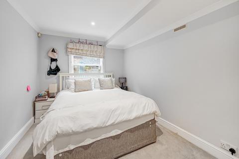 2 bedroom apartment to rent, Alderney Street, Pimlico, SW1V