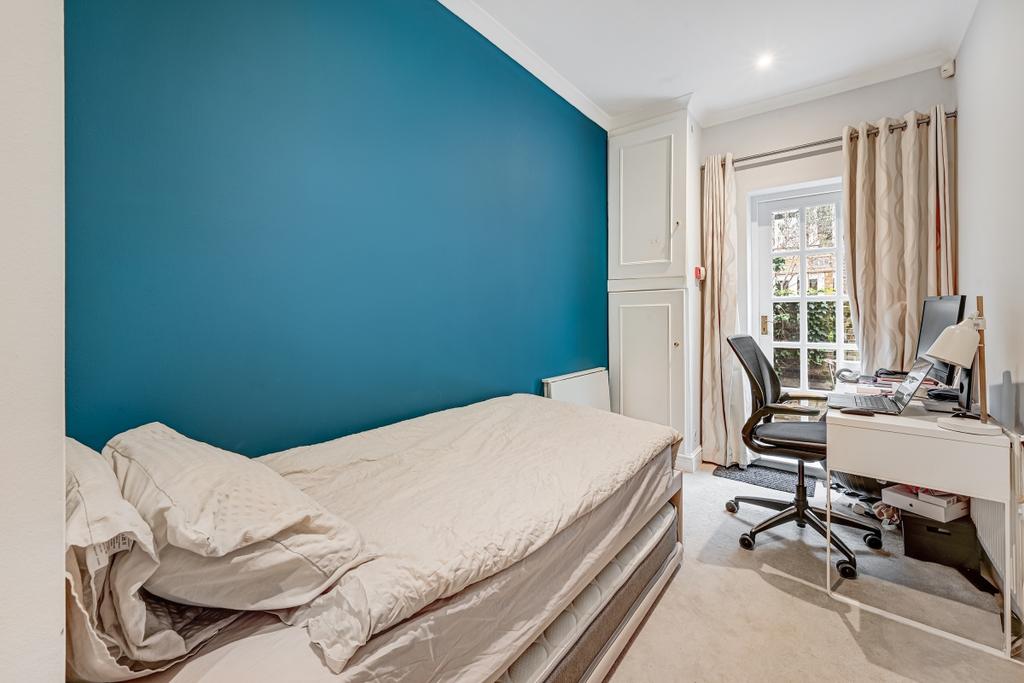 Flat 1 36 Alderne...