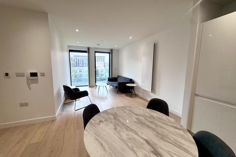 3 bedroom property to rent, Rendal Way, London, E16