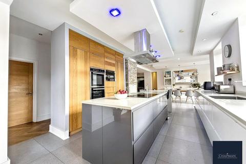 4 bedroom detached house for sale, Timber Yard, Porth, CF39
