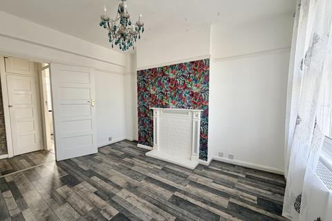 undefined, Bishopric Court, HORSHAM