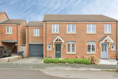 undefined, Meadow Way, Tamworth