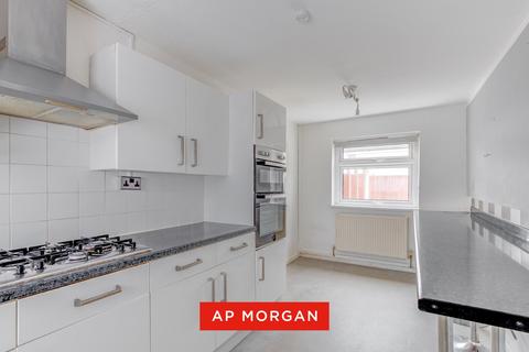 undefined, Ombersley Close, Woodrow South, Redditch, B98