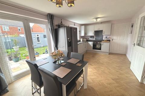 4 bedroom detached house for sale, Deerness Heights, Stanley Crook