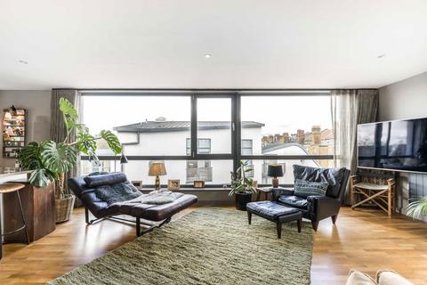2 bedroom flat for sale, Wellington Road, London NW10