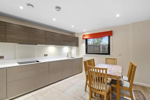 2 bedroom apartment to rent, Williams Way, Wembley