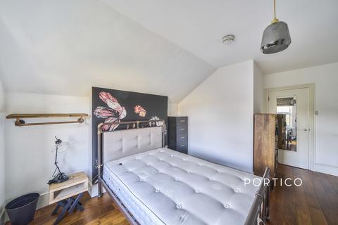 undefined, Abbeville Road, SW4
