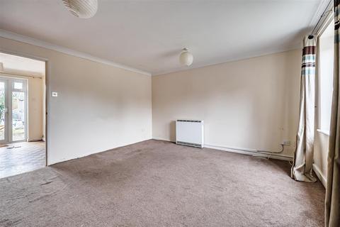 undefined, Davis Road, Market Lavington
