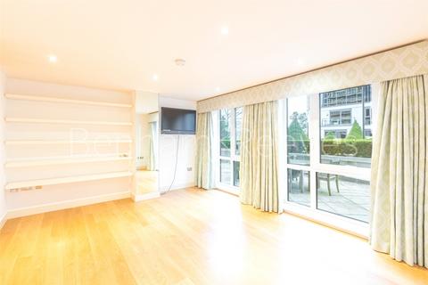 3 bedroom apartment to rent, Lensbury Avenue, London, SW6