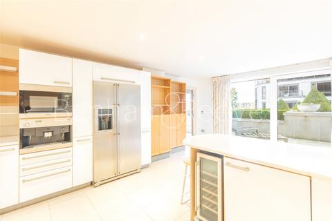 3 bedroom apartment to rent, Lensbury Avenue, London, SW6