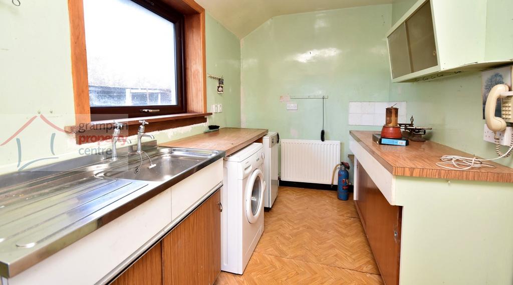 Utility room.JPG