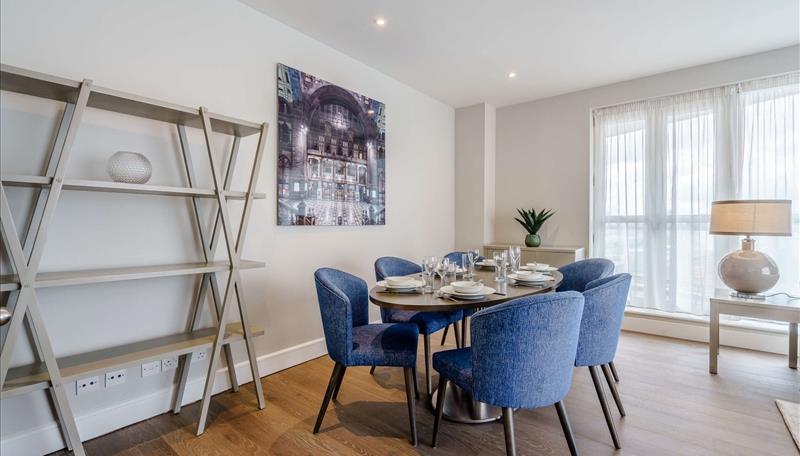 Dining room.jpg