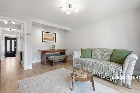 3 bedroom semi-detached house for sale, Tabrums Way, Upminster, RM14