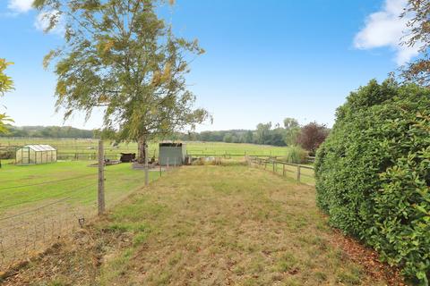 3 bedroom detached house for sale, Belbroughton Road, Blakedown, Kidderminster