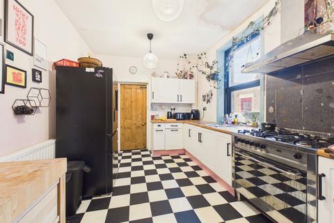 3 bedroom terraced house for sale, Simonburn Avenue, Fenham, Newcastle Upon Tyne, NE4
