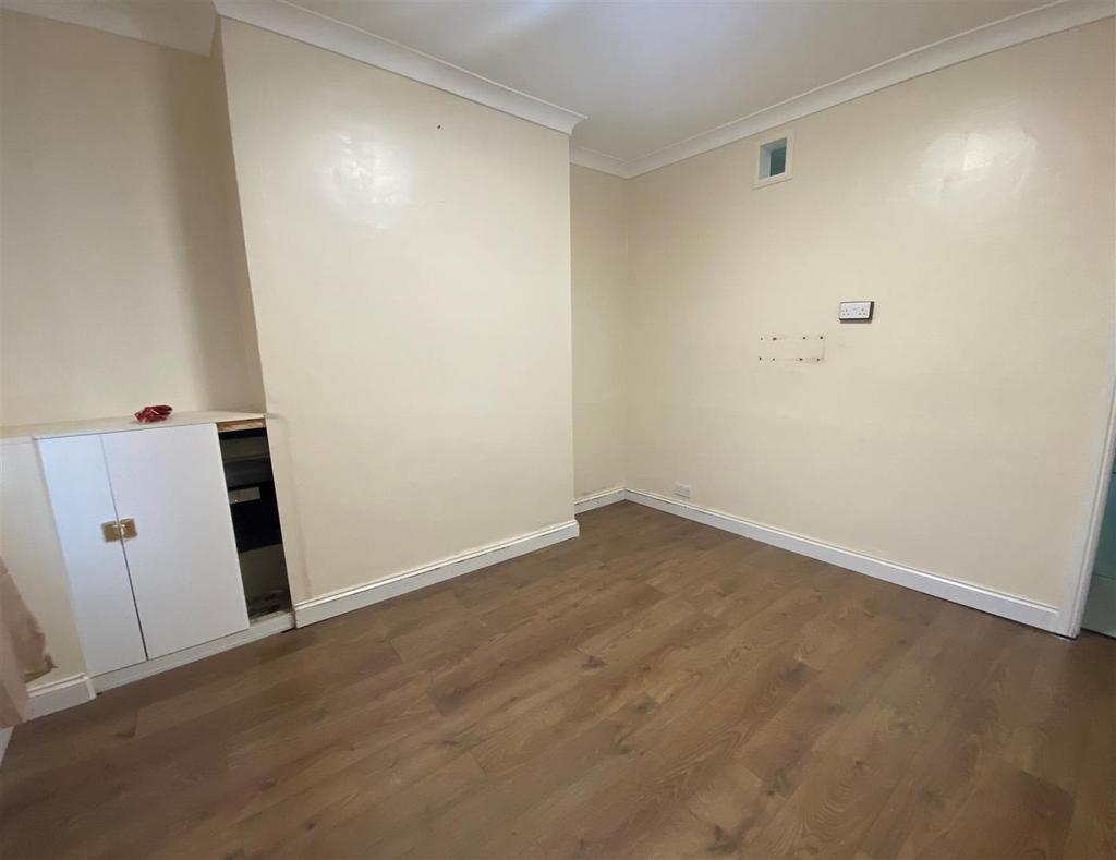 Front Living Room.jpg