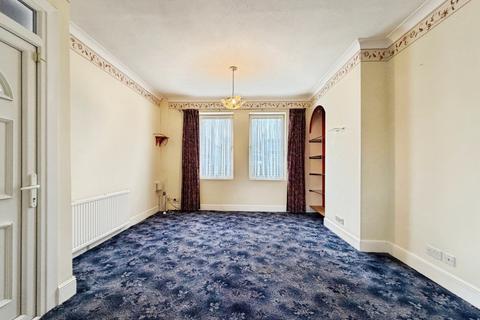 2 bedroom detached bungalow for sale, Kingsnorth Road, Ashford