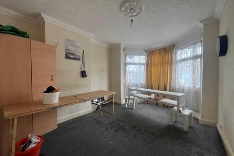 undefined, Camrose Avenue, Edgware