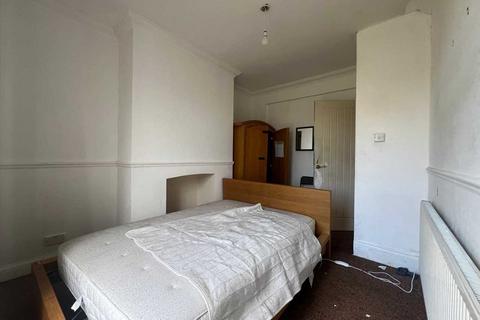 undefined, Camrose Avenue, Edgware