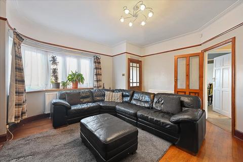 3 bedroom bungalow for sale, Winston Avenue, Kingsbury, NW9