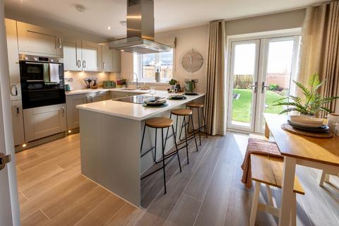 4 bedroom semi-detached house for sale, Mendham Lane, Harleston