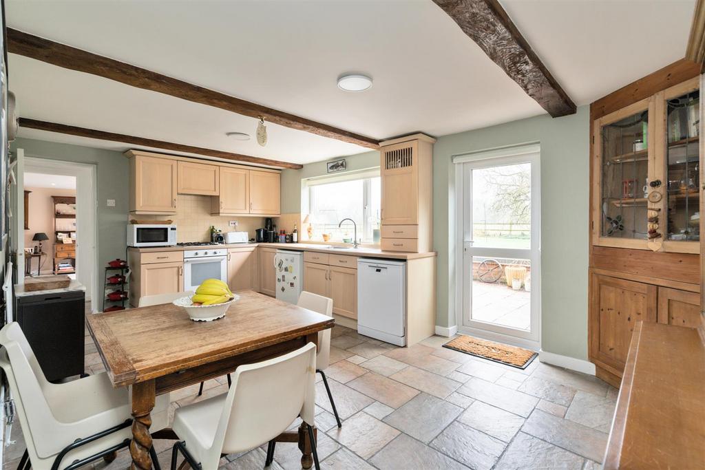 Ivanhoe, Broad Lane 24.jpg