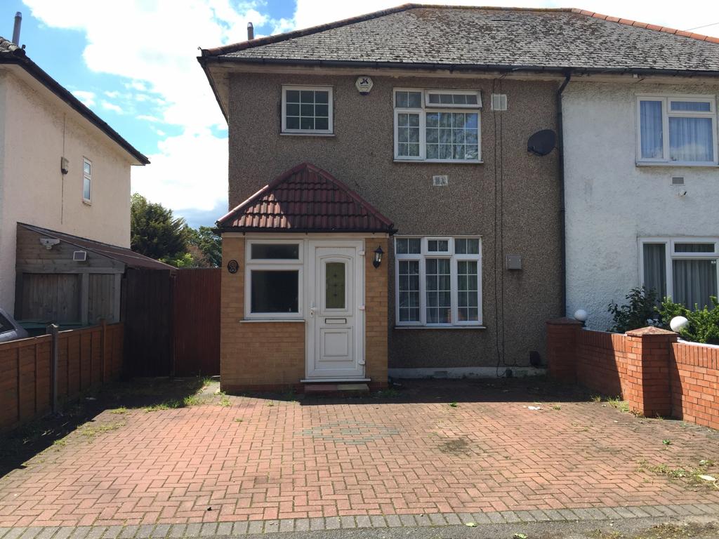 Three Bedroom semi -detached House in Harlington
