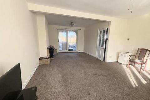 undefined, Shelson Avenue,  Feltham,  TW13
