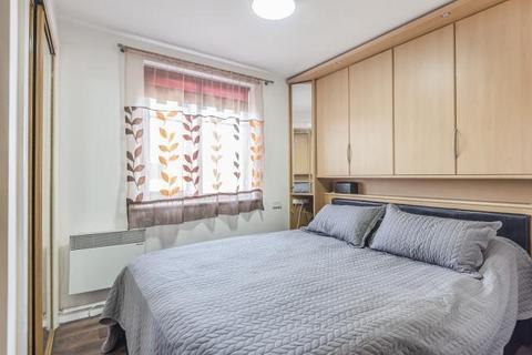 undefined, Slough,  Berkshire,  SL1