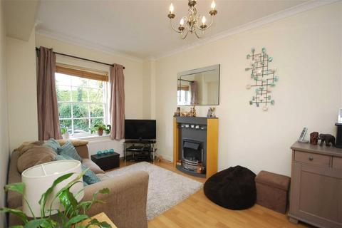 undefined, Courtyard Apartments, Teddington