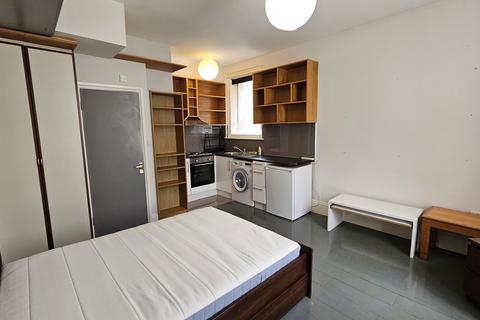 undefined, Hemstal Road, West Hampstead NW6
