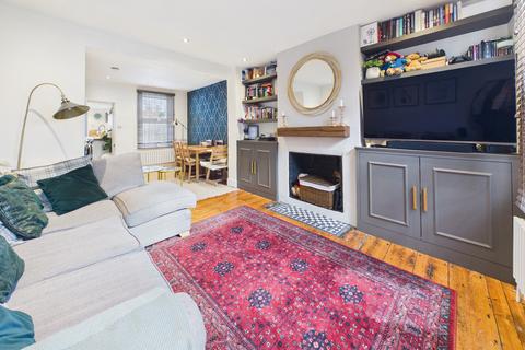 2 bedroom terraced house for sale, St Johns Road, Boxmoor, HP1