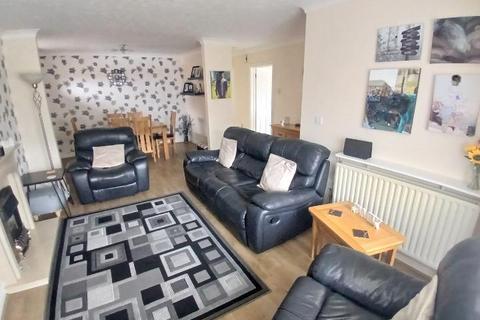 2 bedroom detached bungalow for sale, St. Marks Close, Nuneaton