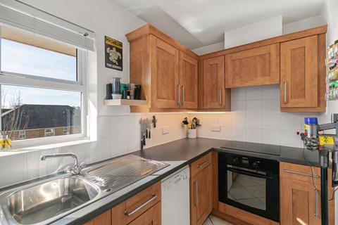 2 bedroom apartment for sale, International Way, Sunbury-on-Thames, Surrey, TW16
