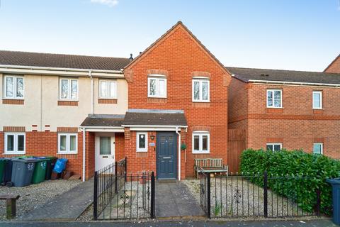 3 bedroom end of terrace house for sale, The Furlong, Wednesbury, WS10