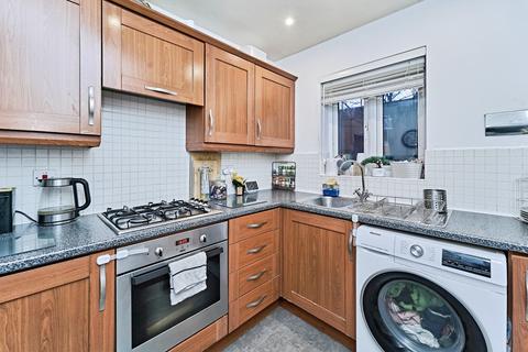 3 bedroom end of terrace house for sale, The Furlong, Wednesbury, WS10