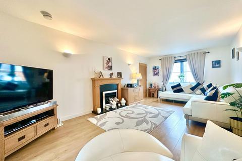 3 bedroom detached house for sale, 16 The Glebe, Kiltarlity, Beauly, IV4 7BF