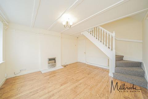 2 bedroom semi-detached house to rent, Wythop Gardens, Salford, M5