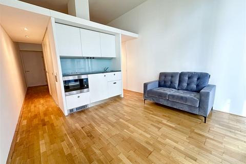 undefined, Abito, 85 Greengate, Salford
