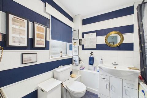 2 bedroom semi-detached bungalow for sale, Blackbird Road, Beck Row, Bury St. Edmunds, Suffolk, IP28 8HL